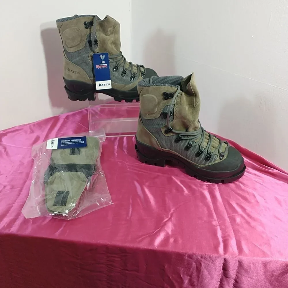 BATES MENS SZ 6R TORA BORA ALPINE HIKING BOOTS MODEL #E03600C